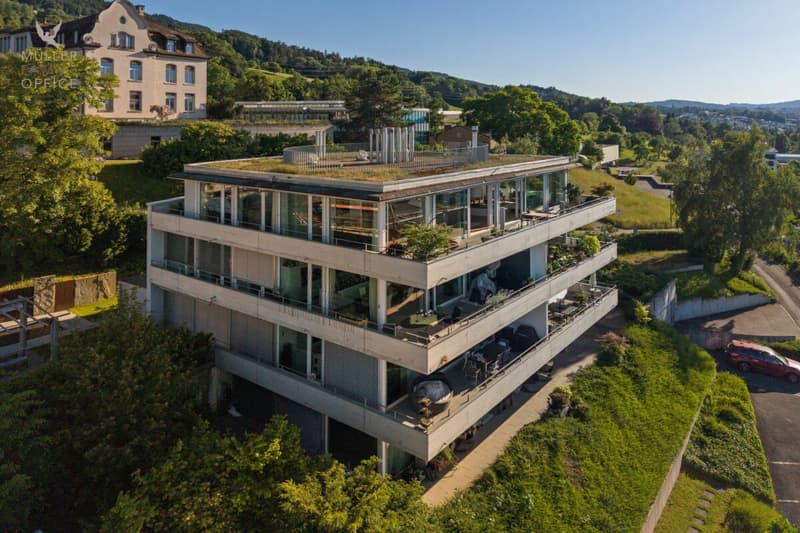 Einzigartige und luxuriöse Penthouse-Wohnung mit spektakulärer Seesicht (9)