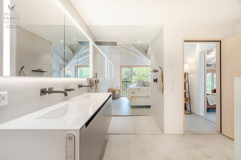 Appartement attique exclusif de 3,5 pièces (première occupation) avec un confort de vie au niveau le plus élevé et une vue à couper le souffle (14)