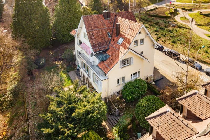 Villa Art Nouveau représentative (avec 4 appartements) dans un emplacement privilégié sur Rosenberg (5)