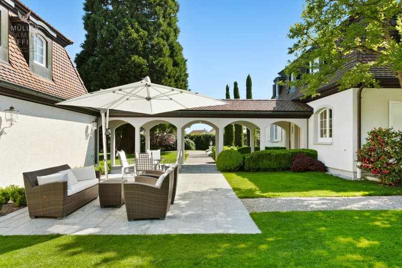 Eleganza francese incontra concept spazioso - Un rifugio con stile e privacy (3)