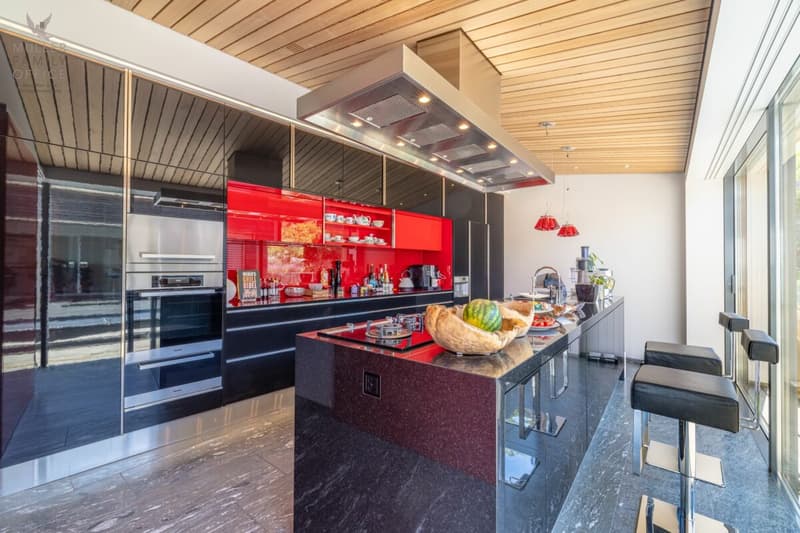 Traumhafte Luxus-Designervilla mit fantastischer Seesicht und Einliegerwohnung (9)