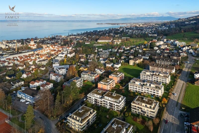 Élégance calme avec vue - Appartement en attique de 5 1/2 pièces avec vue sur le lac de Constance (4)