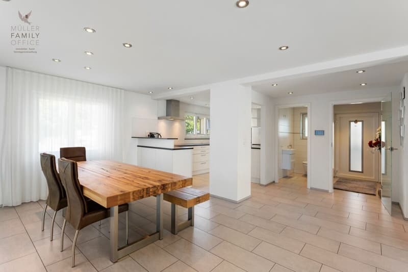 Charmantes 5 1/2 Zimmer Einfamilienhaus mit idyllischem Garten (8)