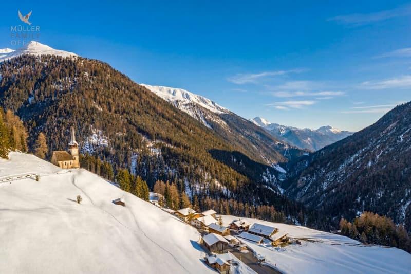 Stilvolles Holzhaus mit alpinem Charme und nachhaltigem Wohn- und Energiekonzept (13)