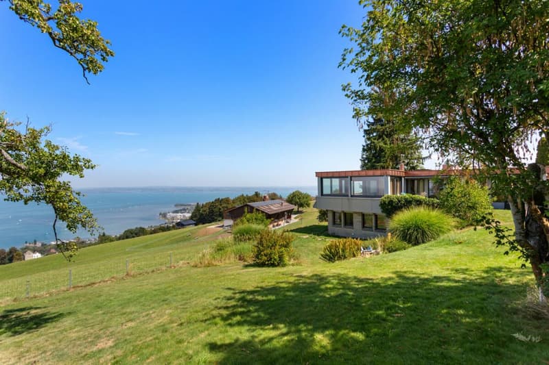 Schönes 6 1/2 Zimmer-Einfamilienhaus mit Gartenparadies und herrlichem Bodenseeblick (2)