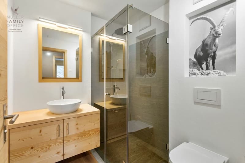 Neubau Wohntraum im modernen Bergchic - 4 1/2 Zimmer-Wohnung mit grosser Panorama Terrasse (Zweitwohnung) (13)