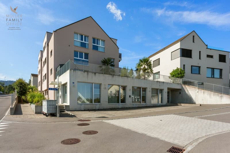 Exklusive Gewerbefläche an zentraler Lage in Tübach - ideal für Büro, Praxis oder Dienstleistungsbetriebe (2)