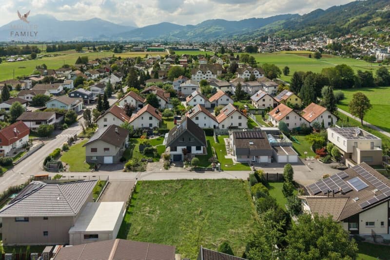 Attraktive Baulandparzelle mit 700 m2 an ruhiger Wohnlage (3)