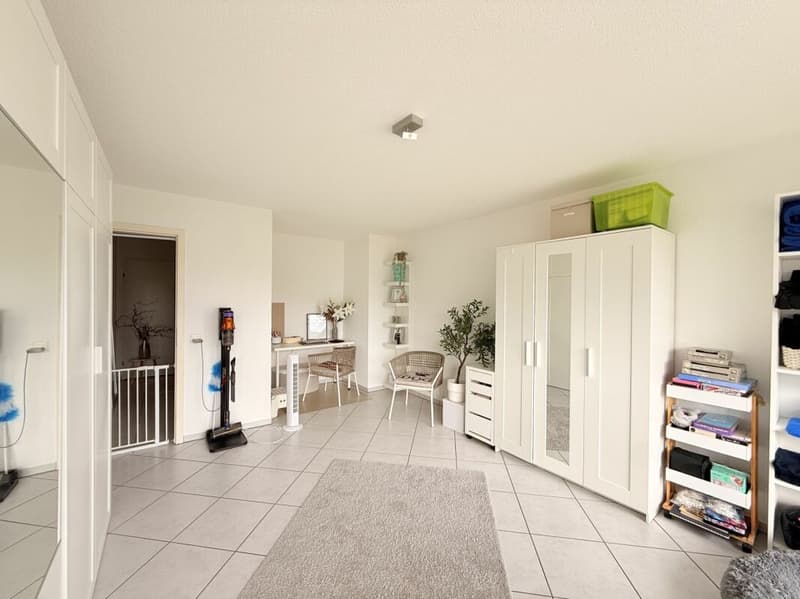 GROSSZÜGIGE WOHNUNG MIT GARTEN (3)