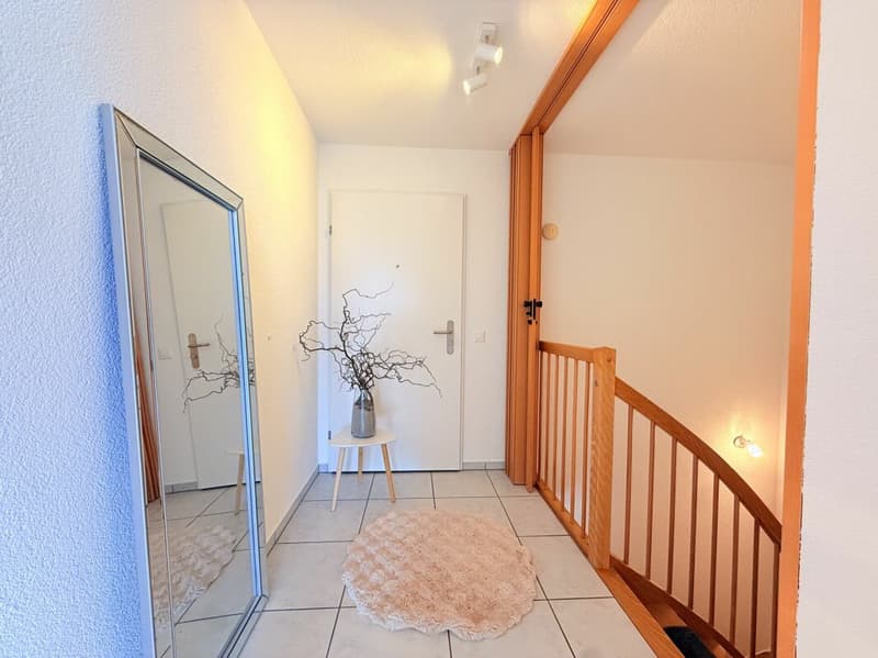 GROSSZÜGIGE WOHNUNG MIT GARTEN (6)