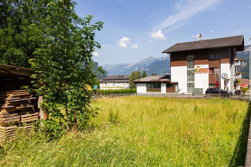 A plot of land amidst the mountains (8)