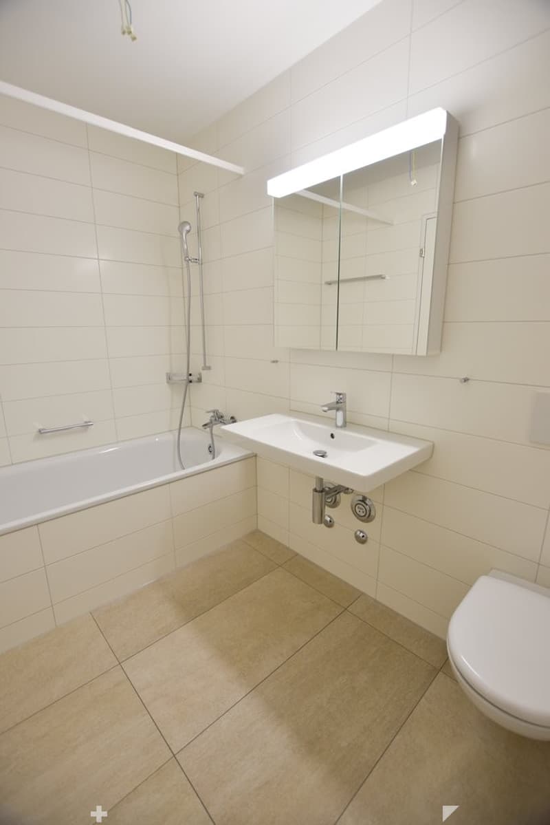Badezimmer mit Badewanne