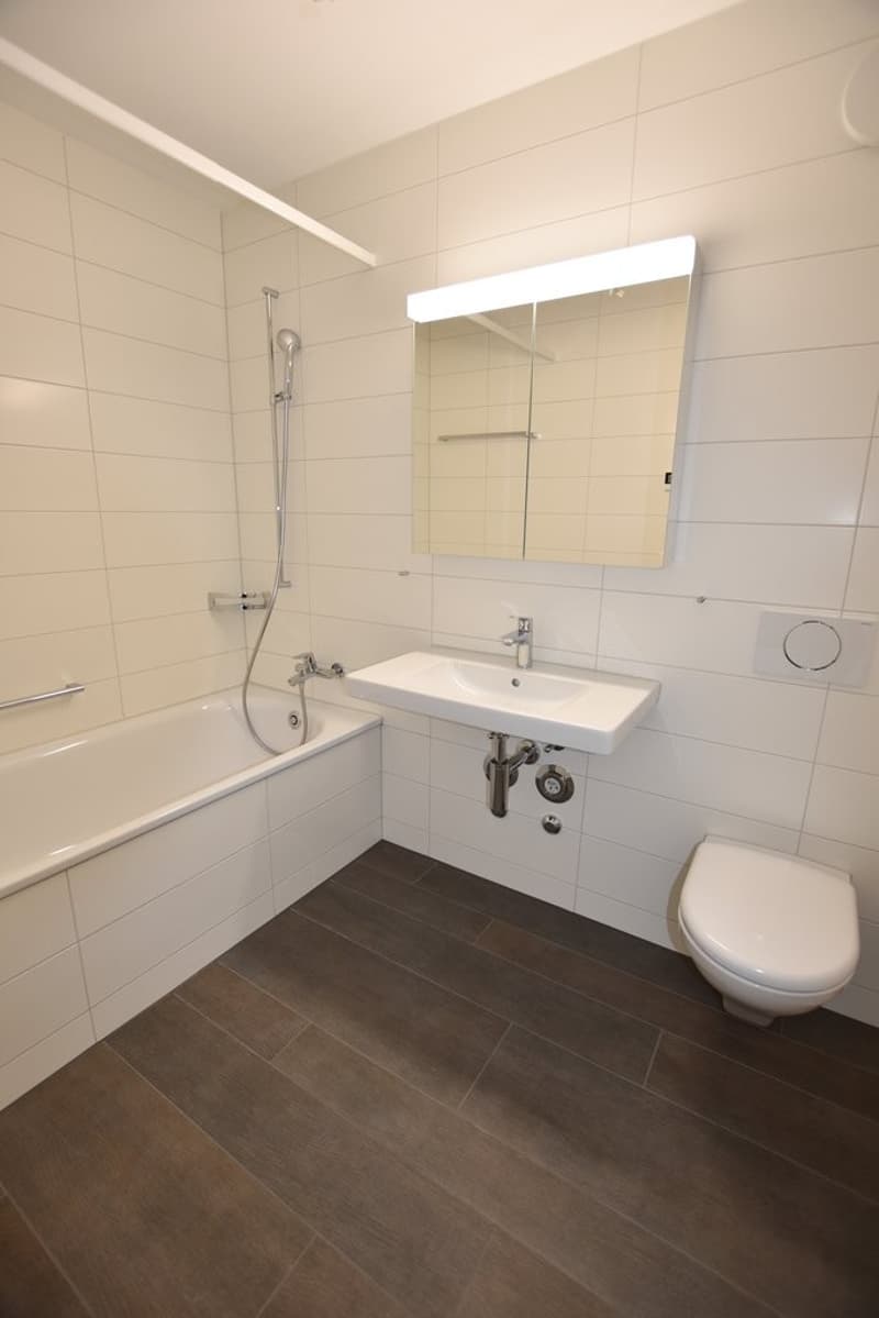 Badezimmer mit Badewanne
