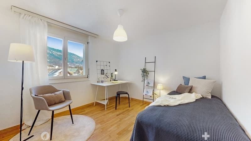 4-Zimmer-Wohnung-in-Matten-bei-Interlaken-Buro-Gastezimmer.jpg