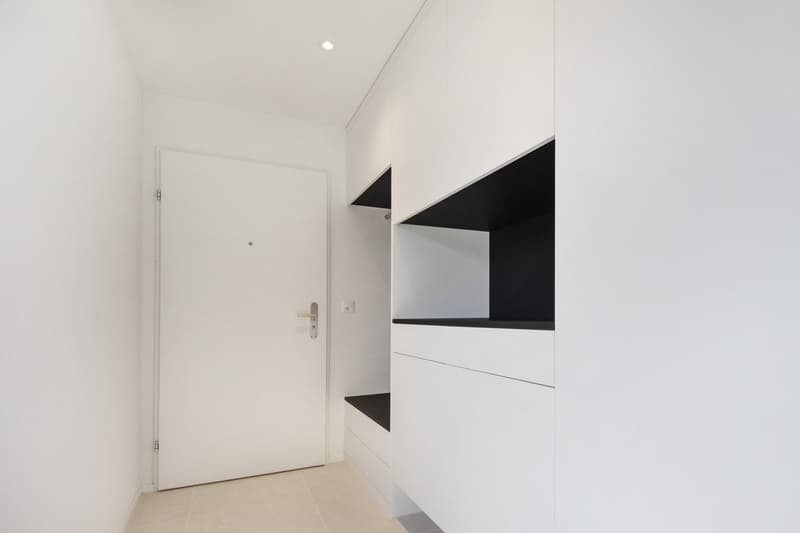 Appartement moderne de 3,5 pièces avec balcon et garage à Zürich-Seebach (9)