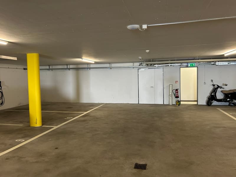Ab 1.8.2026: Tiefgaragenplatz in Horgen (2)