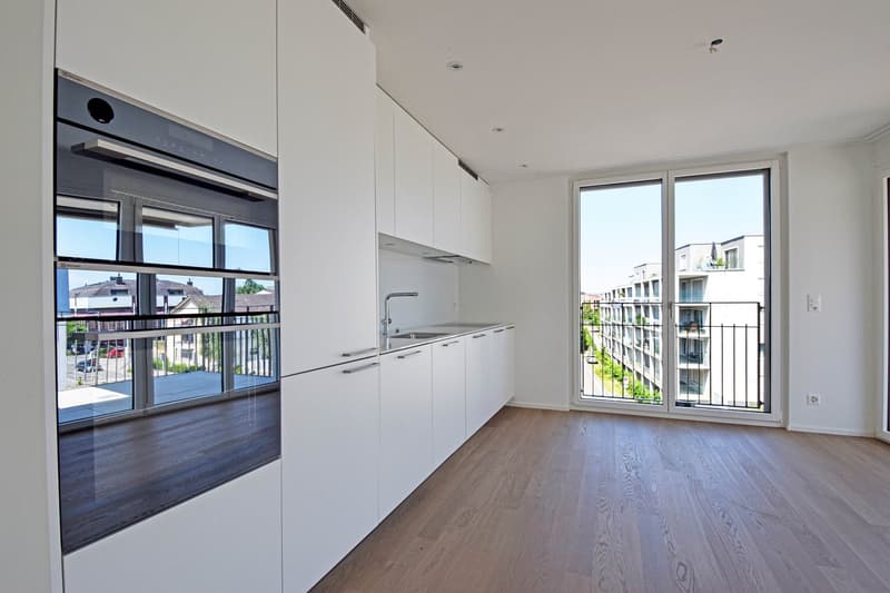 Appartement neuf et lumineux de 3,5 pièces avec parking souterrain et parking pour motos (4)