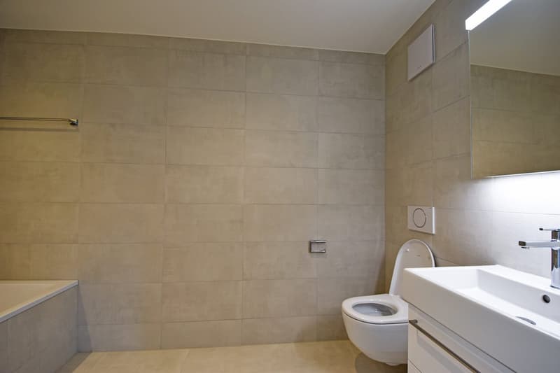 Appartement neuf et lumineux de 3,5 pièces avec parking souterrain et parking pour motos (9)