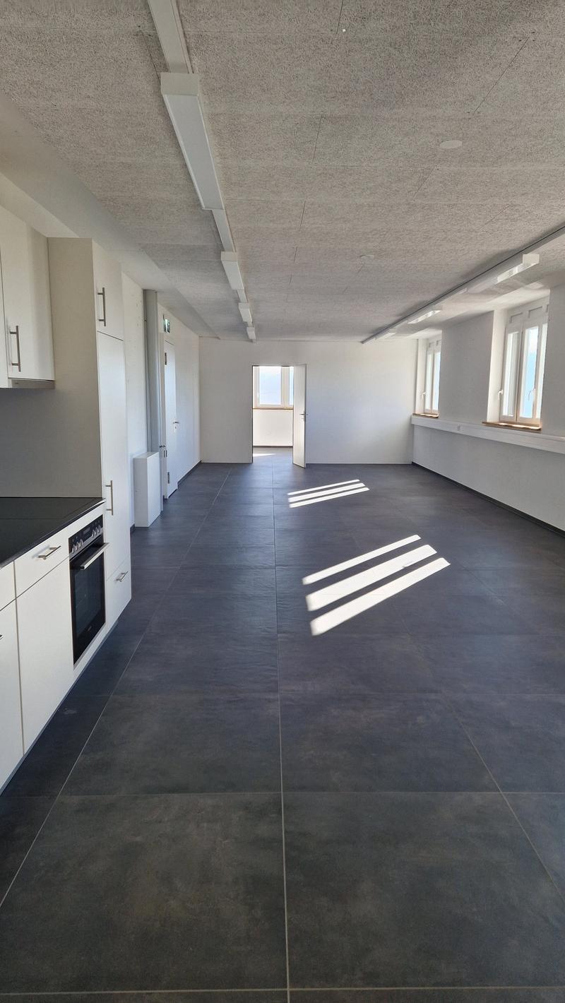 Spazio commerciale per ufficio, studio, servizi etc. (1)