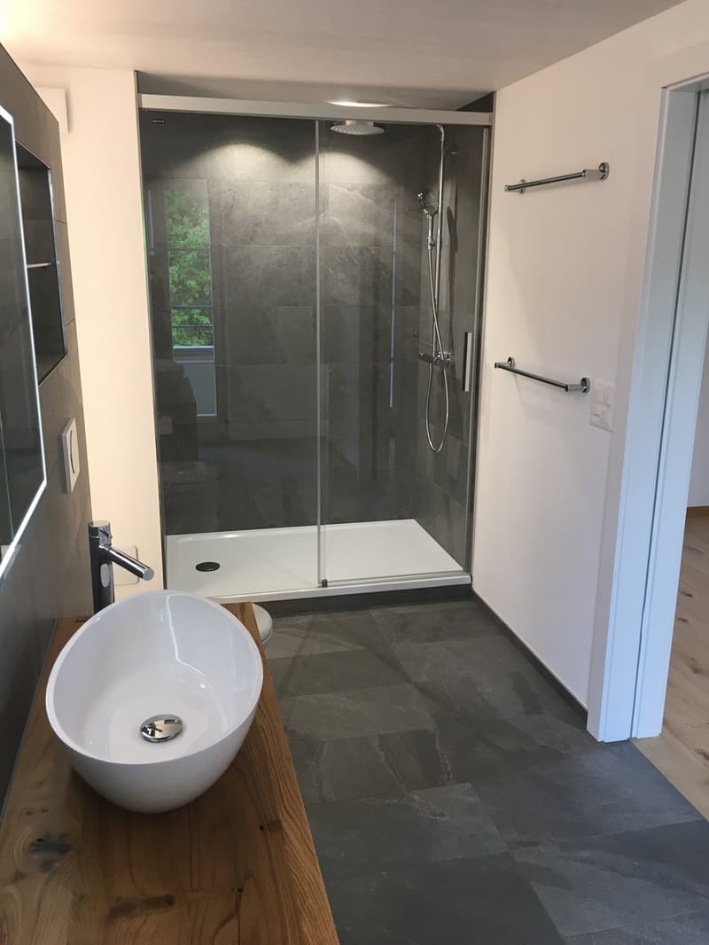 Charmante 2.5-Zimmer-Dachwohnung mit Balkon in Grosshöchstetten (6)