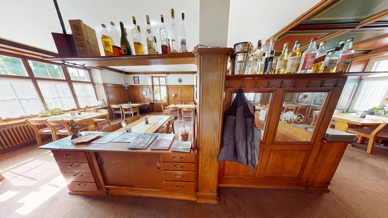 Charming Café/Restaurant Premises in the Historic "Restaurant Hecht" in Ermatingen (2)