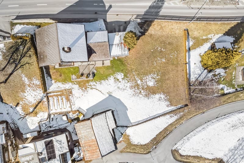 714 m² de terrain à bâtir avec projet de maison multifamiliale à Sumvitg (2)