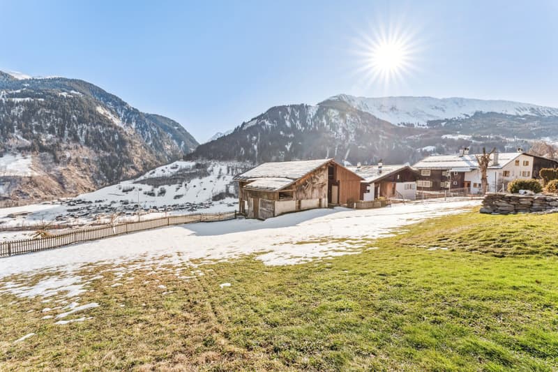 714 m² de terrain à bâtir avec projet de maison multifamiliale à Sumvitg (4)