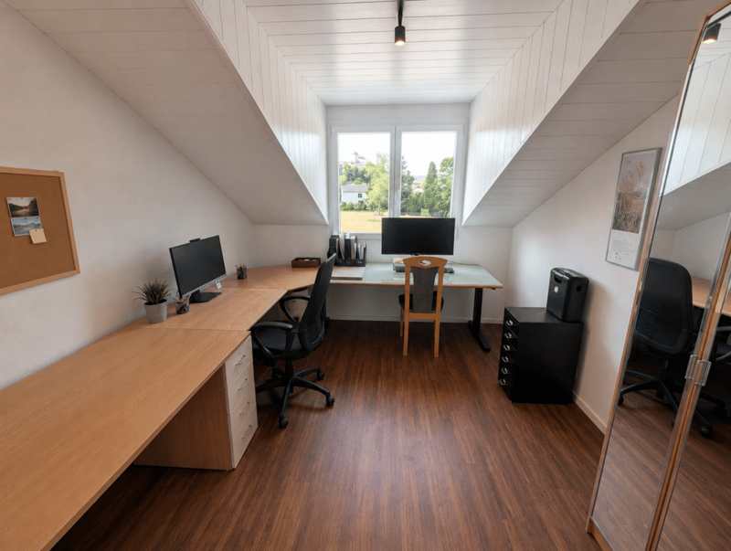 Spacious attic apartment in a quiet and central location (7)