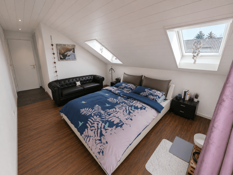 Spacious attic apartment in a quiet and central location (8)