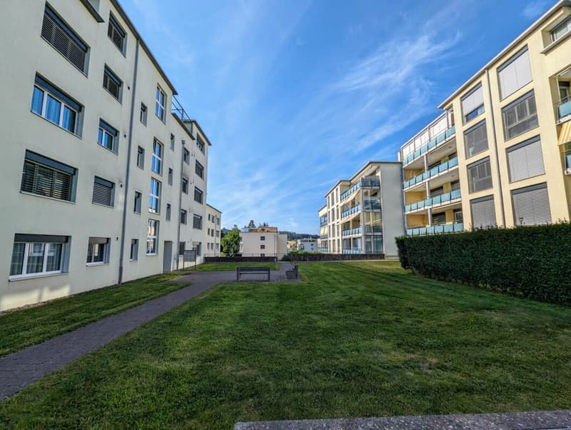 Moderne Eigentumswohnung in sonniger Lage der Überbauung «Diamant» (17)