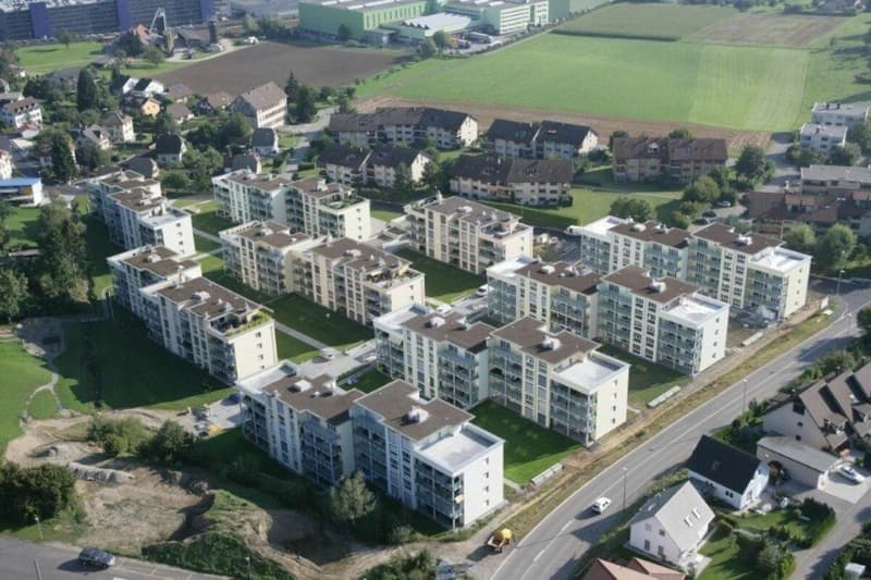Moderne Eigentumswohnung in sonniger Lage der Überbauung «Diamant» (18)