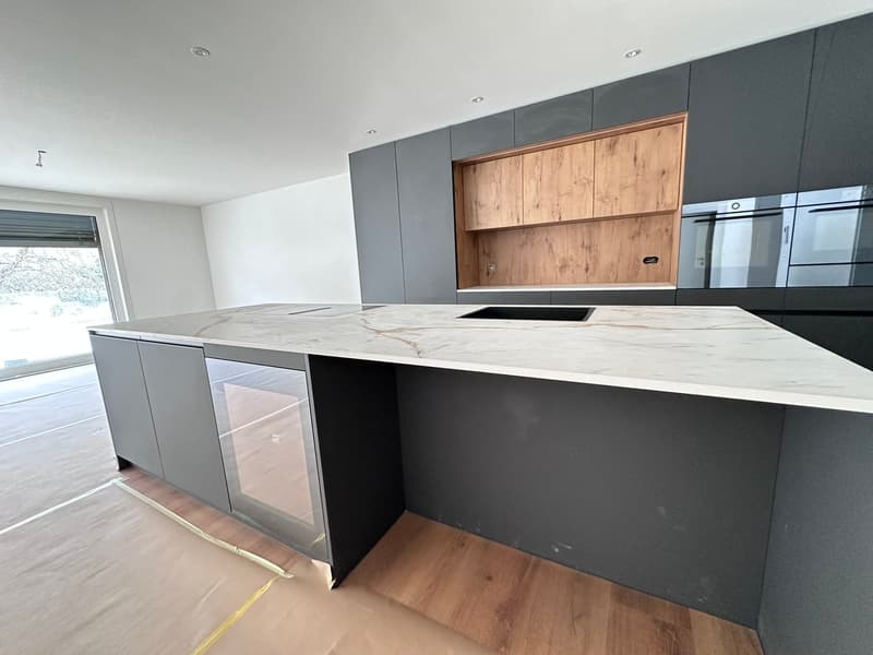 Wohnen der Extraklasse – exklusive 4.5-Zimmer-Terrassenwohnung am Buechenberg (2)