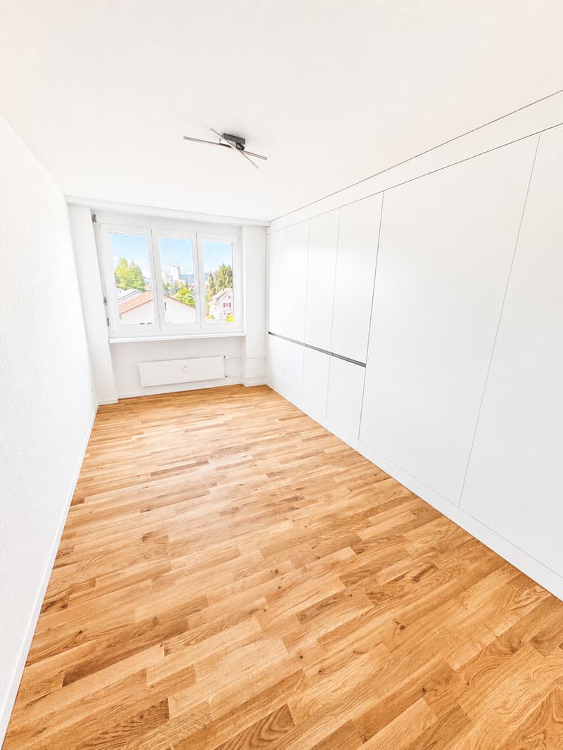Primo occupazione dopo ristrutturazione completa – appartamento 4.5 locali attraente con vista a Schöftland (13)
