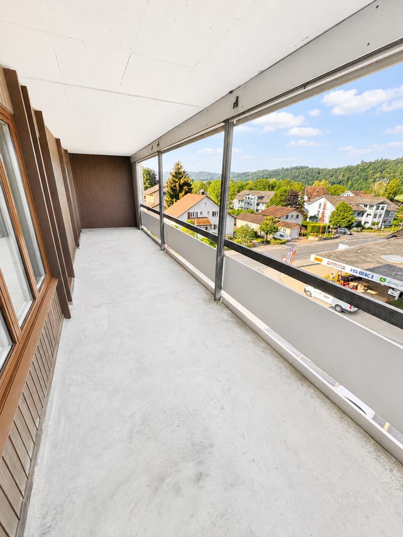 Primo occupazione dopo ristrutturazione completa – appartamento 4.5 locali attraente con vista a Schöftland (15)