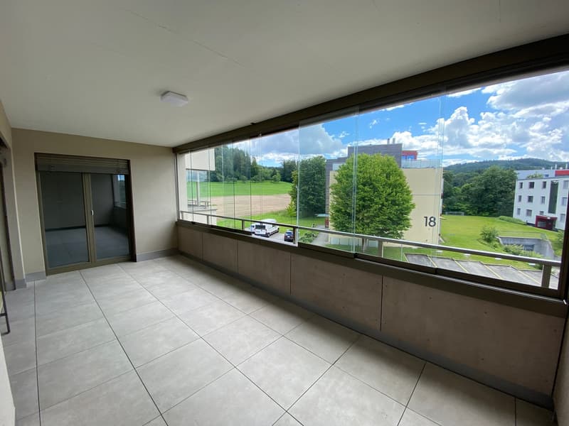 Appartement lumineux 3.5 pièces avec balcon vitré à Hunzenschwil (13)