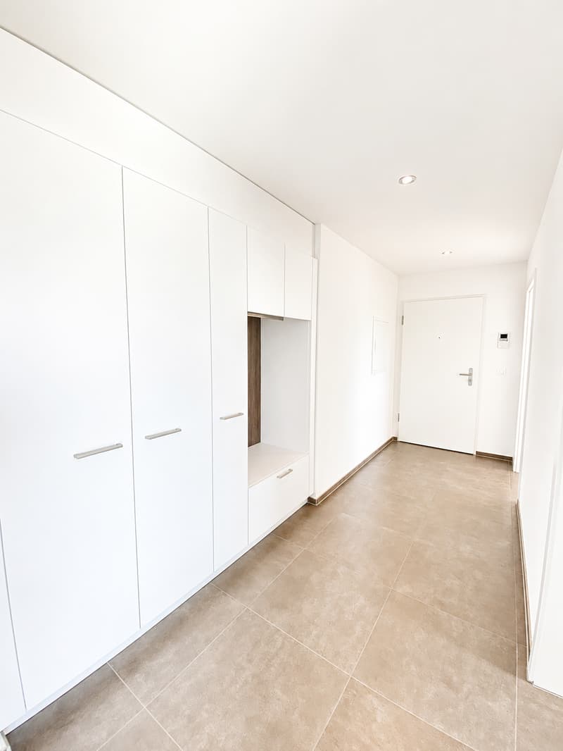 Luxurious design apartment in Schlösslipark with spacious balcony (6)