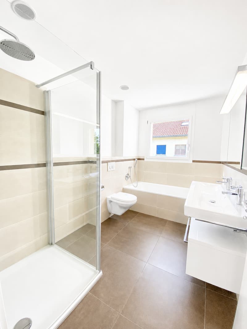 Luxurious design apartment in Schlösslipark with spacious balcony (8)