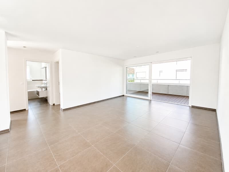 Luxurious design apartment in Schlösslipark with spacious balcony (5)