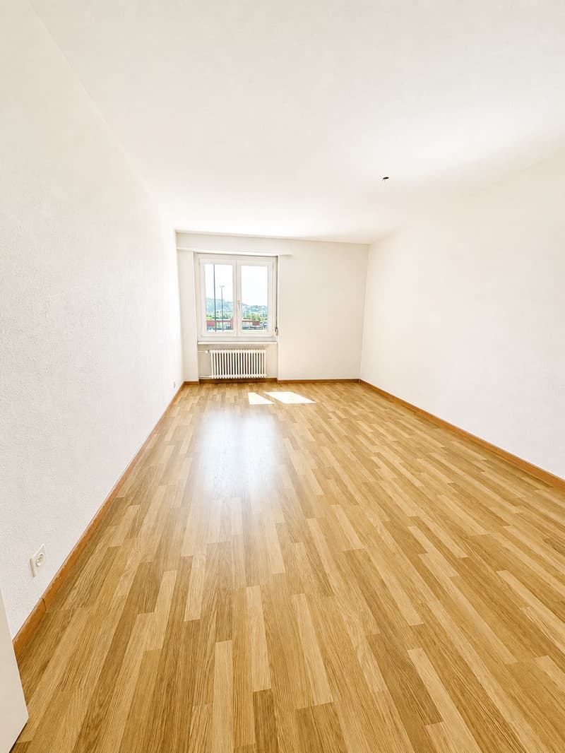 Helle 3-Zimmer-Wohnung mit Balkon und schöner Aussicht in Zofingen (9)