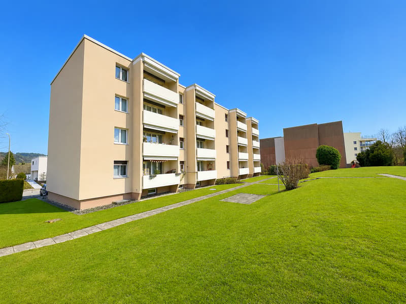 Helle 3-Zimmer-Wohnung mit Balkon und schöner Aussicht in Zofingen (16)