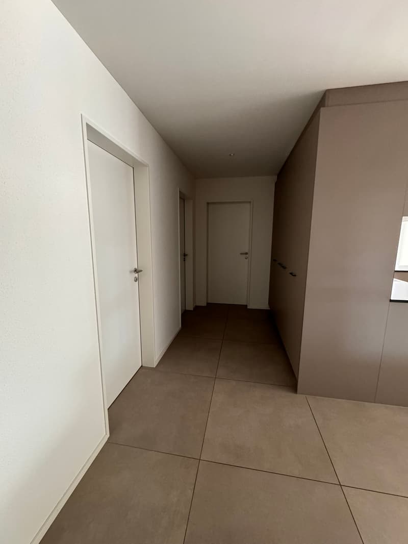 Modern 4.5-room apartment in Zwingen – New building with balcony and top equipment (12)