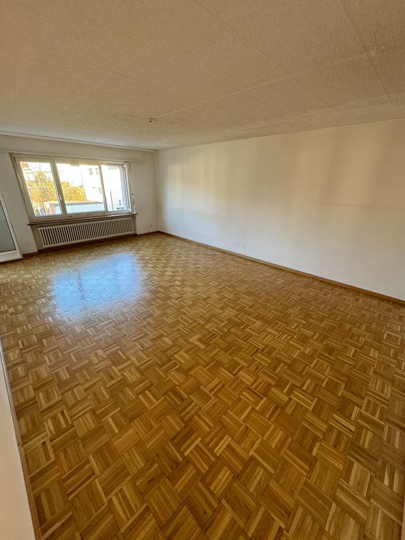 Helle und gepflegte 4-Zimmer-Wohnung mit Balkon in ruhiger Lage (5)