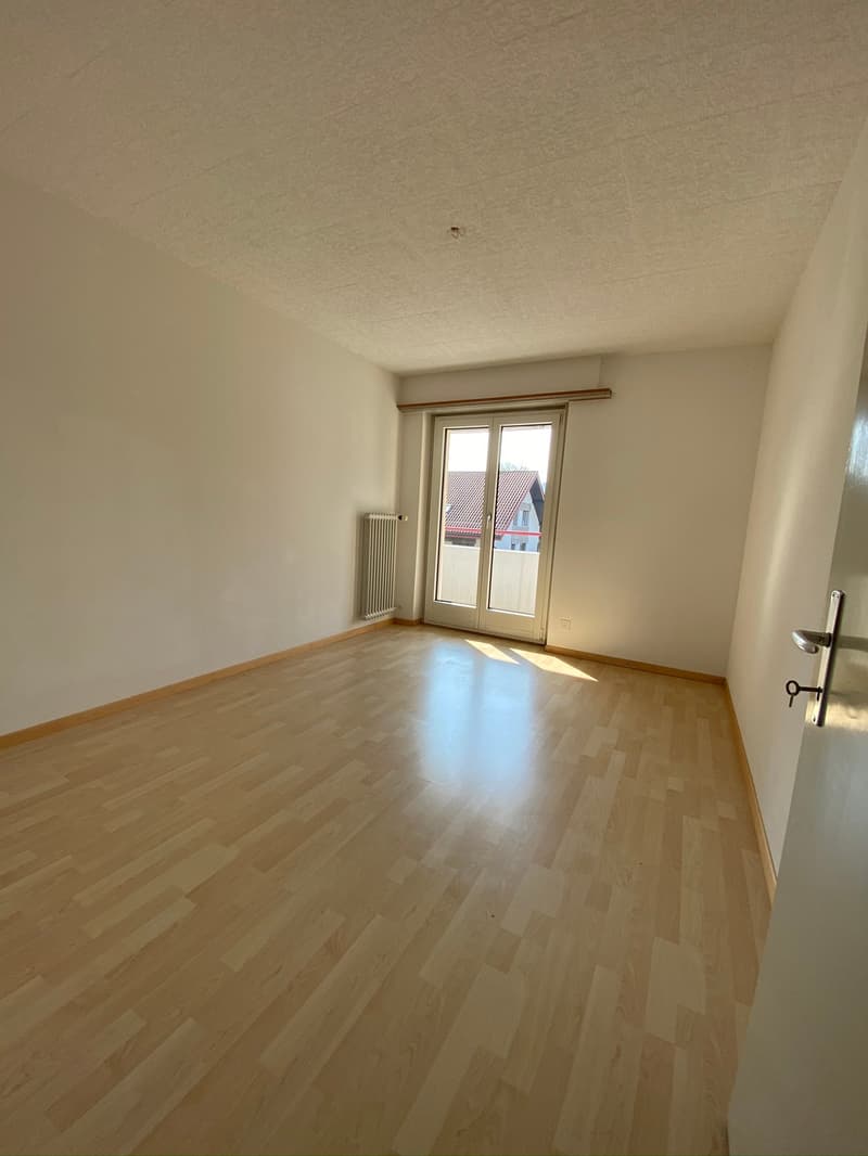 Helle und gepflegte 4-Zimmer-Wohnung mit Balkon in ruhiger Lage (10)