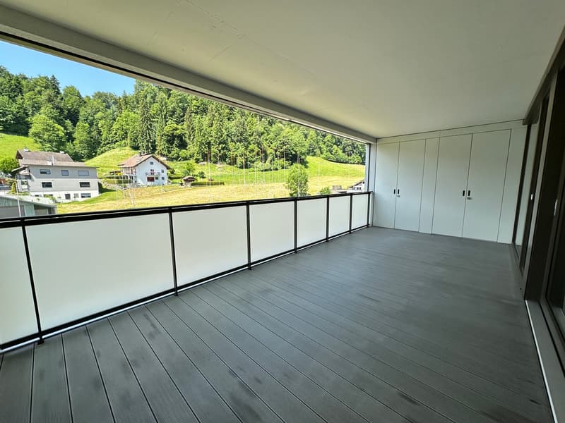 Appartamento moderno 2.5 locali con balcone e vista panoramica a Menznau (11)
