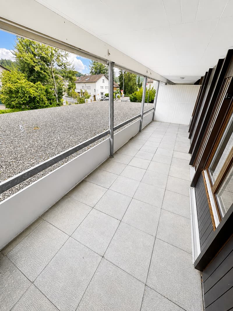 Appartamento luminoso 2.5 locali con balcone a Schöftland (13)