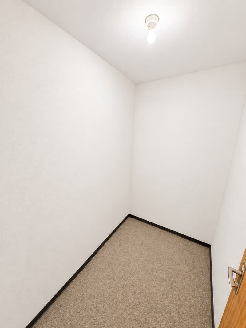 Appartamento luminoso 2.5 locali con balcone a Schöftland (12)