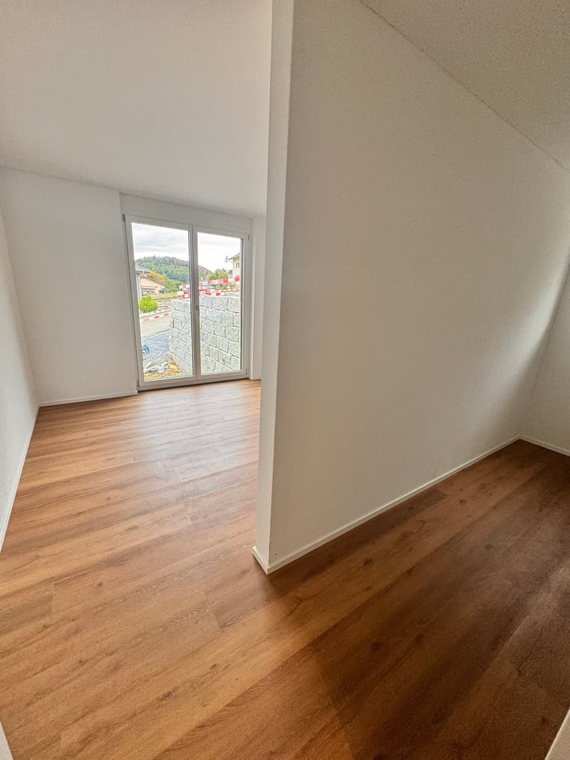 Wohnen der Extraklasse – exklusive 3.5-Zimmer-Terrassenwohnung am Buechenberg (8)