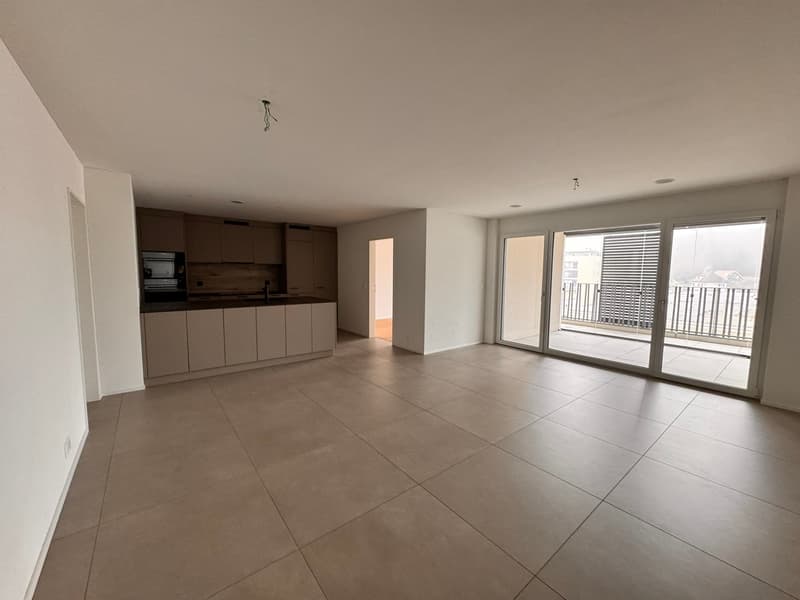 Moderne 3.5-Zimmer-Wohnung mit Balkon und schöner Aussicht in Zwingen (5)