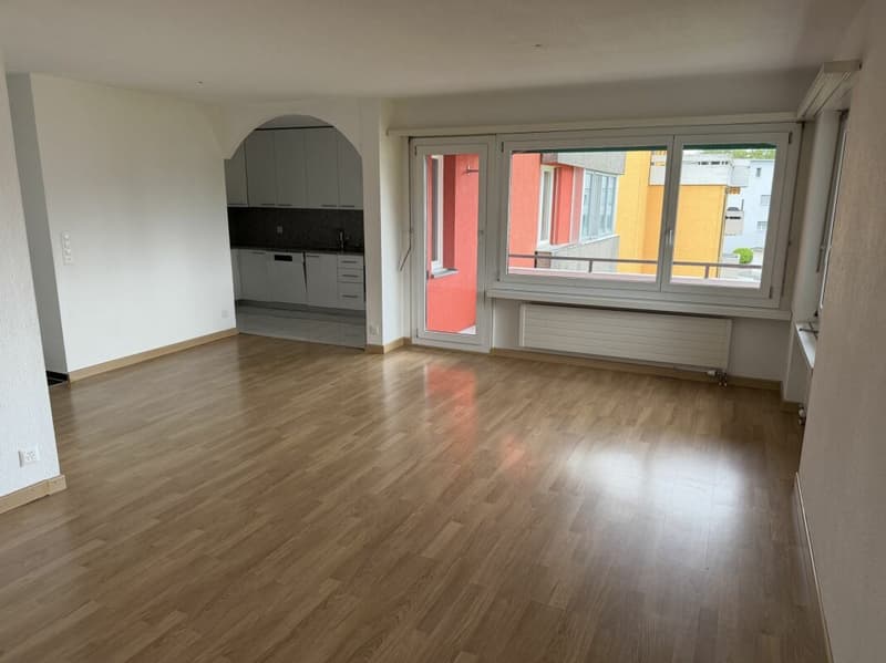 Grosszügige 4.5 Zimmer-Wohnung, im Quartier "Flurhof" (4)