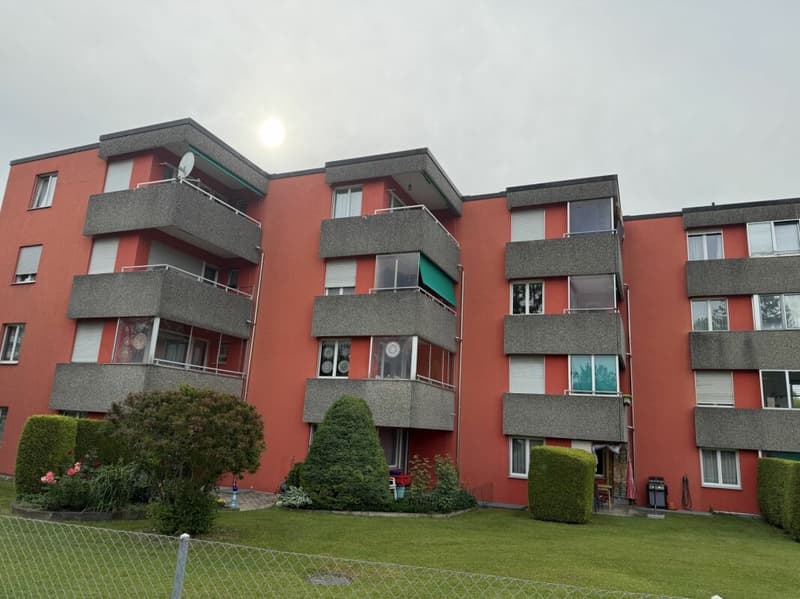Grosszügige 4.5 Zimmer-Wohnung, im Quartier "Flurhof" (1)